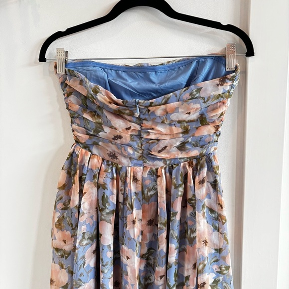 Fashion Nova Sophia Chiffon Pastel Floral Strapless Maxi Dress Blue Size Small - Picture 6 of 13